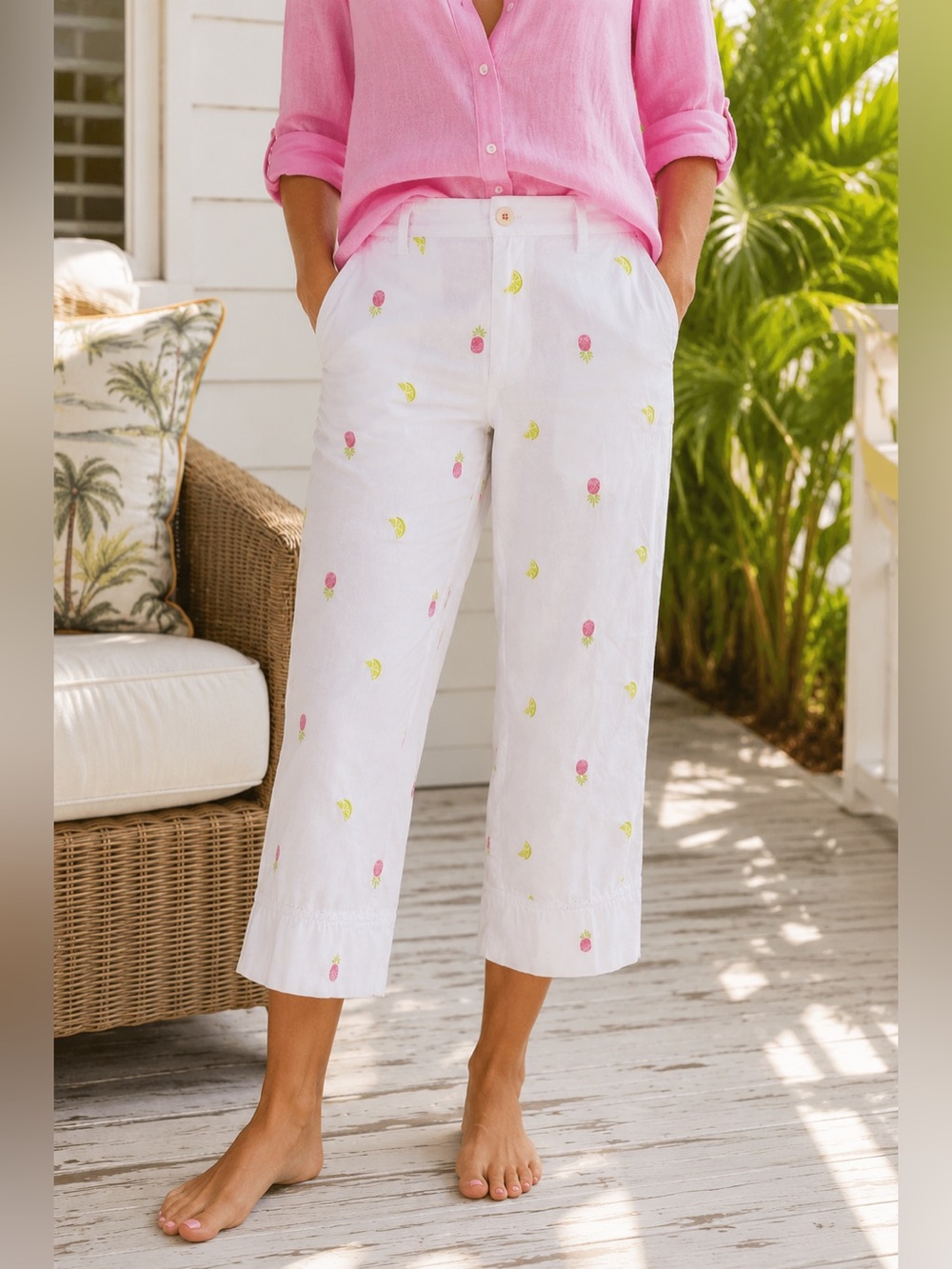 Lilly Pulitzer Preppy Capri Mainline Embroidery White Yummy Yummy Crop Pants 6